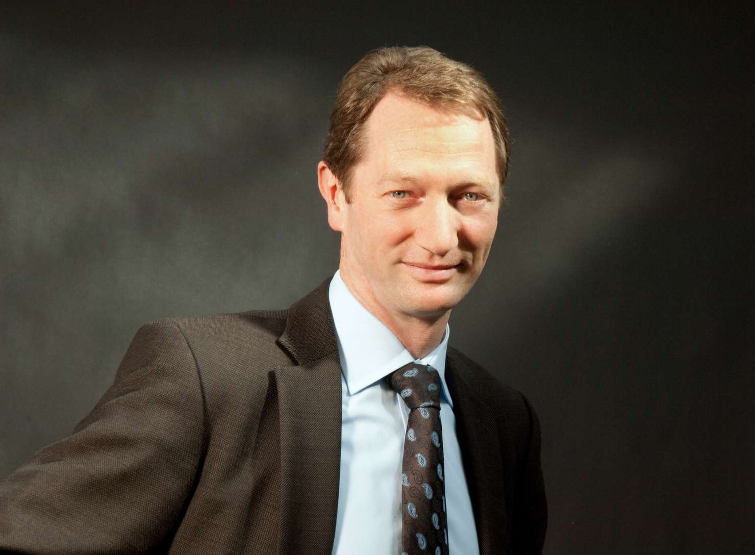 Porträt Prof. Dr. Carsten Wippermann